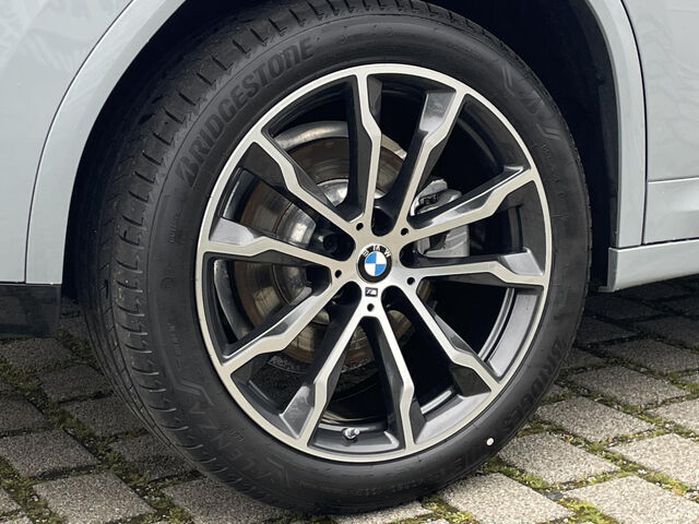 BMW X4 x30d M Sport Standh.PanoDach HUD ACC AHK 20 Sportpaket Bluetooth Navi Vollleder Klima Standhzg PD Ansicht 9 für Fahrzeugdetailseite