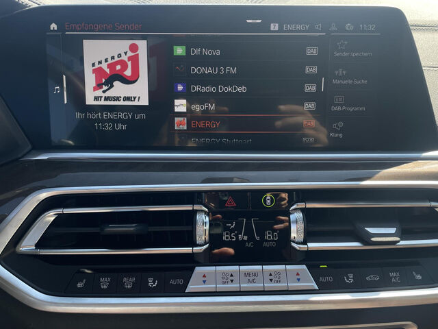 BMW X5 x30d KomfS.HUD Kamera Trittbretter HiFi 20 Bluetooth Navi LED Vollleder Klima Luftfederung PDC el Ansicht 14 für Fahrzeugdetailseite