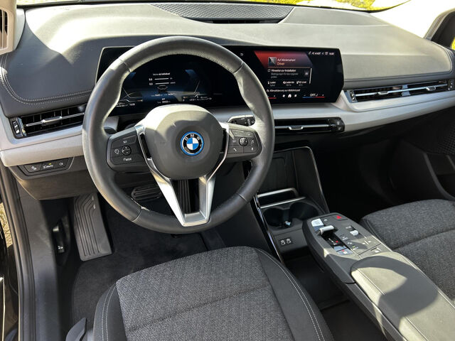 BMW 225 Active Tourer 225e xDrive AT. Kamera Ad-LED Widescreen HiFi Bluetooth Navi Klima Standhzg PDC el. Fenster Ansicht 9 für Fahrzeugdetailseite