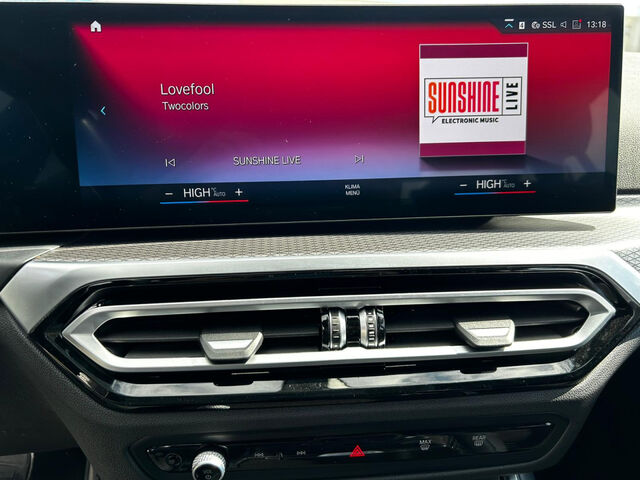 BMW 318 i T.M Sport Widescreen KomfZ.Sitzh.PDC AHK18 Sportpaket Bluetooth Navi LED Klima Aktivlenkung el. Ansicht 11 für Fahrzeugdetailseite
