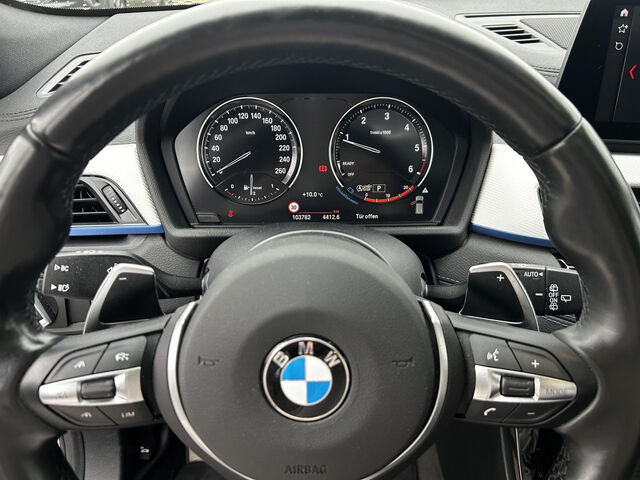 BMW X2 x25d M Sport ACC HUD Kamera PanoDach Lenkradh Sportpaket Bluetooth Navi LED Klima Aktivlenkung PD Ansicht 13 für Fahrzeugdetailseite
