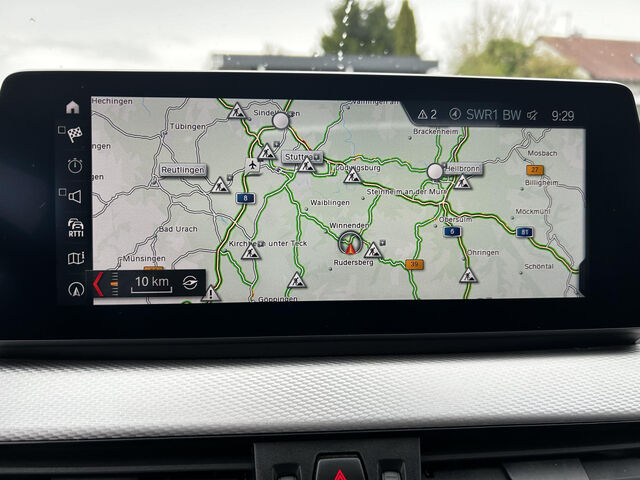 BMW X2 x25d M Sport ACC HUD Kamera PanoDach Lenkradh Sportpaket Bluetooth Navi LED Klima Aktivlenkung PD Ansicht 15 für Fahrzeugdetailseite