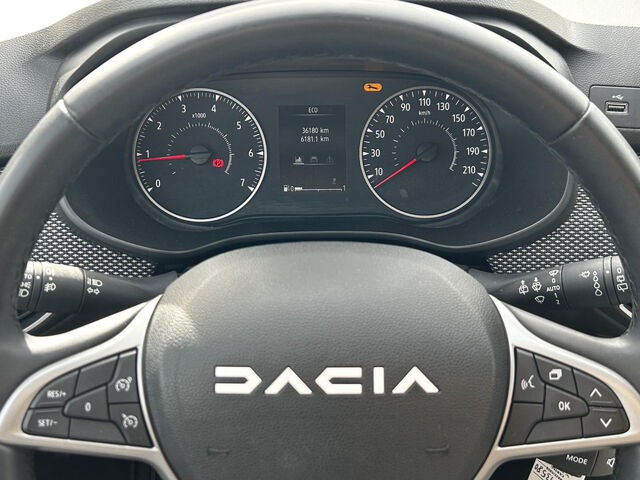 DACIA Jogger TCe110 Expression Sitzheiz. Tempomat PDC Bluetooth LED Klima Einparkhilfe el. Fenster Ansicht 13 für Fahrzeugdetailseite