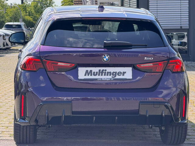 BMW 120 M Sport Pano Kamera Ha/Ka 18 Sportpaket LED Klima PDC Ansicht 7 für Fahrzeugdetailseite