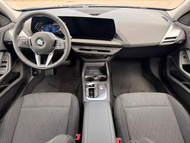 BMW 120 Kamera Sitzheizung LED 18 Navi Klima PDC el. Fenster Ansicht 10 für Fahrzeugdetailseite