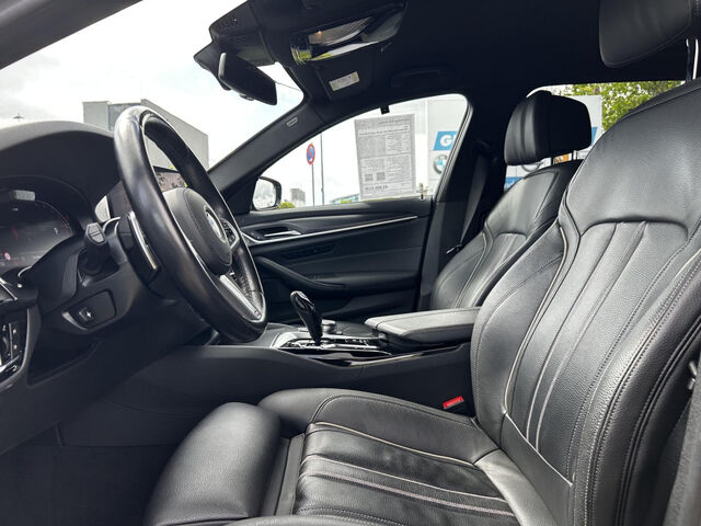 BMW 530 d xDr M Sport HUD ACC Standh.Laser KomfS.AHK Sportpaket Bluetooth Navi Vollleder Klima Standhzg P Ansicht 10 für Fahrzeugdetailseite