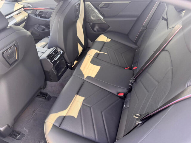 BMW i5 eDr.40 M Sport Pro ACC AHK HUD Bo/Wi 20 Sportpaket Navi LED PDC Ansicht 14 für Fahrzeugdetailseite