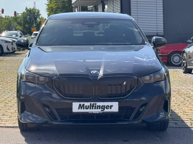 BMW i5 eDr.40 M Sport Pro ACC AHK HUD Bo/Wi 20 Sportpaket Navi LED PDC Ansicht 4 für Fahrzeugdetailseite