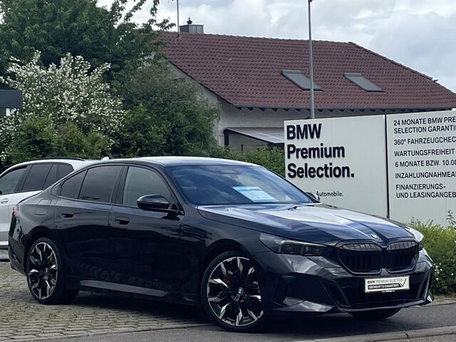 BMW 540 d xDr.M Sport Pro AutobhanAss.Standh.Bo+W.21 Sportpaket Bluetooth HUD Navi LED Vollleder Klima St Ansicht 3 für Fahrzeugdetailseite