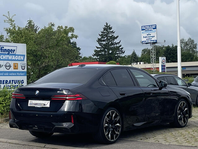 BMW 540 d xDr.M Sport Pro AutobhanAss.Standh.Bo+W.21 Sportpaket Bluetooth HUD Navi LED Vollleder Klima St Ansicht 7 für Fahrzeugdetailseite