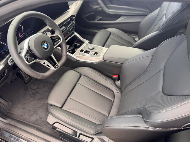 BMW 218 i CoupÃ© M Sport Glasdach Komfz. Ha/Ka 19 Sportpaket Navi LED Klima PDC Ansicht 10 für Fahrzeugdetailseite