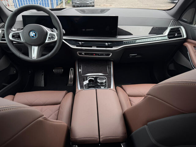 BMW X5 xDr.50e M Sport Pro ACC AHK Pano Ha/Ka 22 Sportpaket HUD Navi LED Klima Luftfederung Standhzg PDC Ansicht 13 für Fahrzeugdetailseite