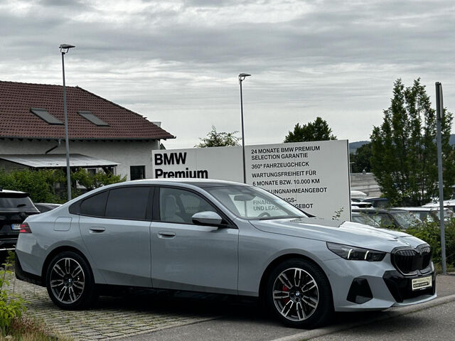 BMW 540 d xDr.M Sport Pro PanoD.Standh.Ad-Fahrw-Prof Sportpaket Bluetooth HUD Navi LED Vollleder Klima Ak Ansicht 3 für Fahrzeugdetailseite