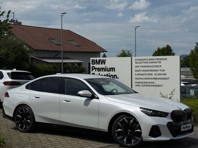 BMW 540 d xDr. M Sport Pro ACC AHK HUD Bo/Wi 21 Sportpaket Navi LED Klima PDC el. Fenster Ansicht 2 für Fahrzeugdetailseite