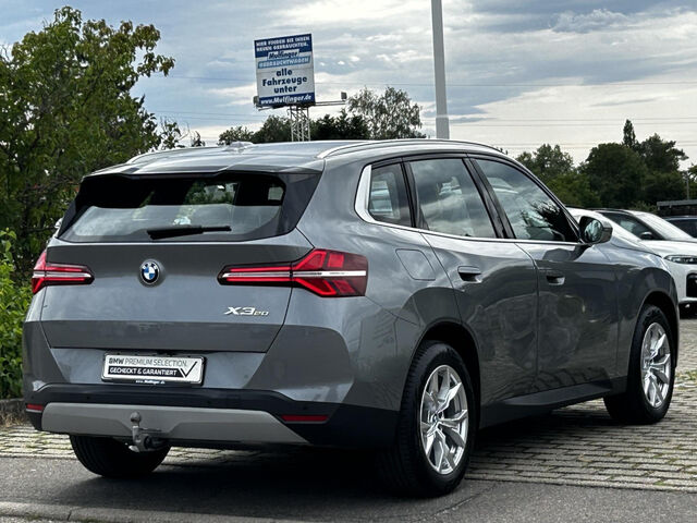 BMW X3 x20i Sports.HUD DrivAs+ACC SuView.LivePro.AHK Bluetooth Navi LED Vollleder Klima PDC el. Fenster Ansicht 6 für Fahrzeugdetailseite