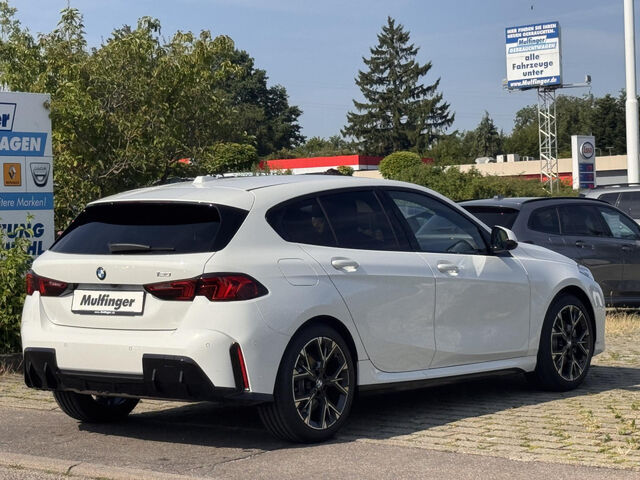 BMW 120 M Sport ACC AHK Ha/Ka Kamera 18 Sportpaket Navi LED Klima PDC Ansicht 6 für Fahrzeugdetailseite