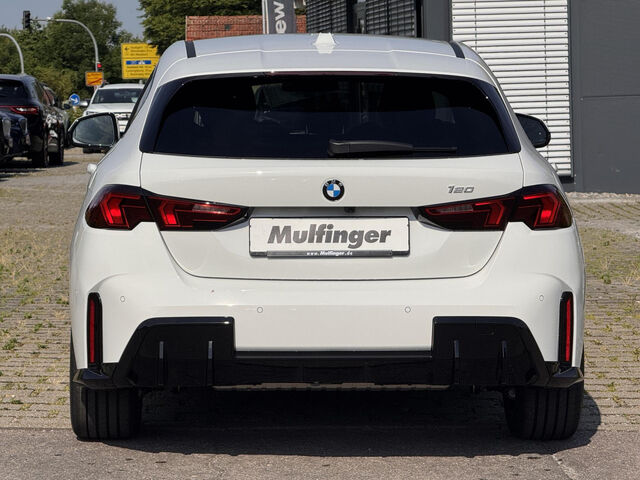 BMW 120 M Sport ACC AHK Ha/Ka Kamera 18 Sportpaket Navi LED Klima PDC Ansicht 7 für Fahrzeugdetailseite
