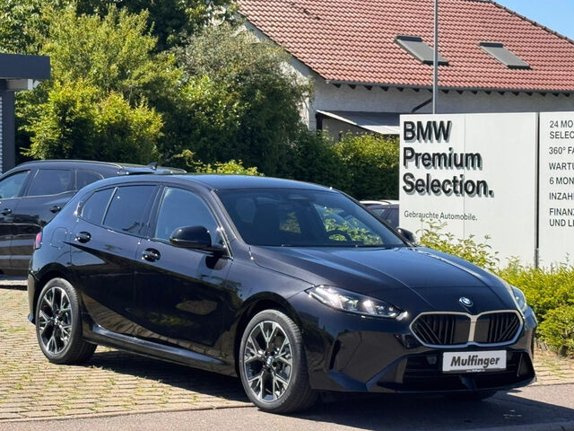BMW 120 M Sport AHK Ha/Ka Sitzh. Kamera 18 Sportpaket Navi LED Klima PDC Ansicht 3 für Fahrzeugdetailseite