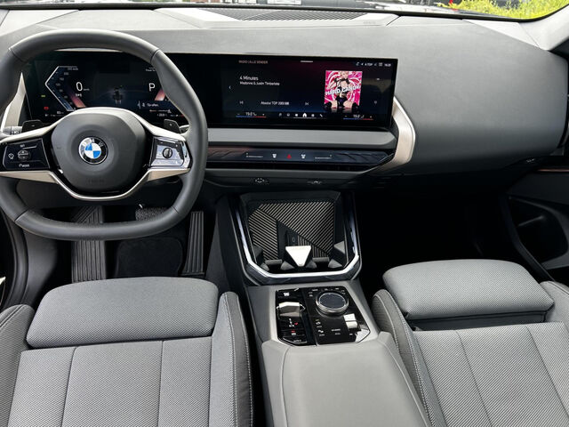 BMW X3 x20d  Sports.Navi Kamera Lordose DrivAss.AHK Bluetooth LED Klima PDC el. Fenster Ansicht 12 für Fahrzeugdetailseite