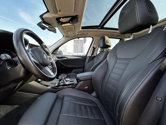 BMW X3 x30i Leder Standh.Laser Pano.ACC SuView.AHK19 Bluetooth HUD Navi Vollleder Klima Standhzg PDC el. Ansicht 10 für Fahrzeugdetailseite