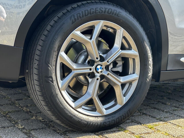 BMW X3 x30i Leder Standh.Laser Pano.ACC SuView.AHK19 Bluetooth HUD Navi Vollleder Klima Standhzg PDC el. Ansicht 9 für Fahrzeugdetailseite