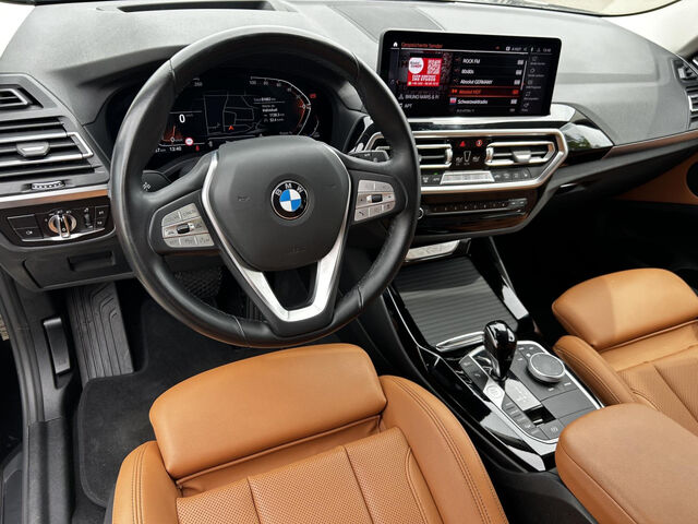 BMW X3 x30d Sports.HUD ACC Laser LiveProf.Kamera AHK Bluetooth Navi Vollleder Klima PDC el. Fenster Ansicht 11 für Fahrzeugdetailseite