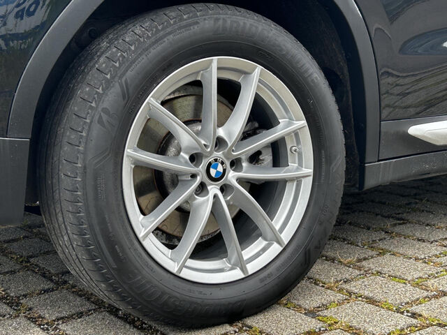 BMW X3 x30d Sports.HUD ACC Laser LiveProf.Kamera AHK Bluetooth Navi Vollleder Klima PDC el. Fenster Ansicht 9 für Fahrzeugdetailseite
