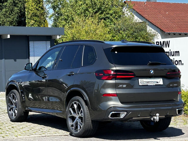 BMW X5 x30d M Sport 7Sitz 2Achs PanoD.Standh.AHK 21 Sportpaket Bluetooth HUD Navi LED Vollleder Klima Lu Ansicht 8 für Fahrzeugdetailseite