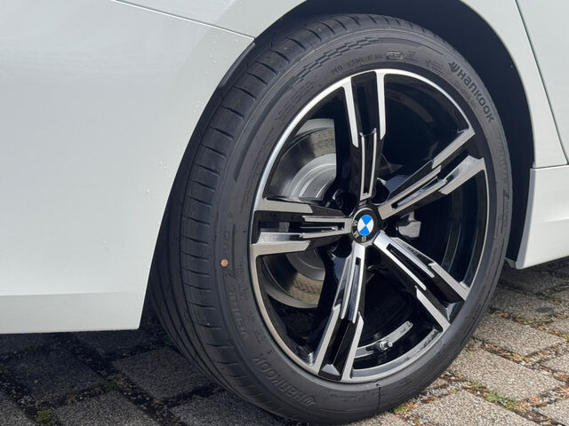 BMW 320 i Tour. M Sport AHK Sitzh. HiFi 18 Sportpaket Navi Klima Aktivlenkung PDC Ansicht 9 für Fahrzeugdetailseite
