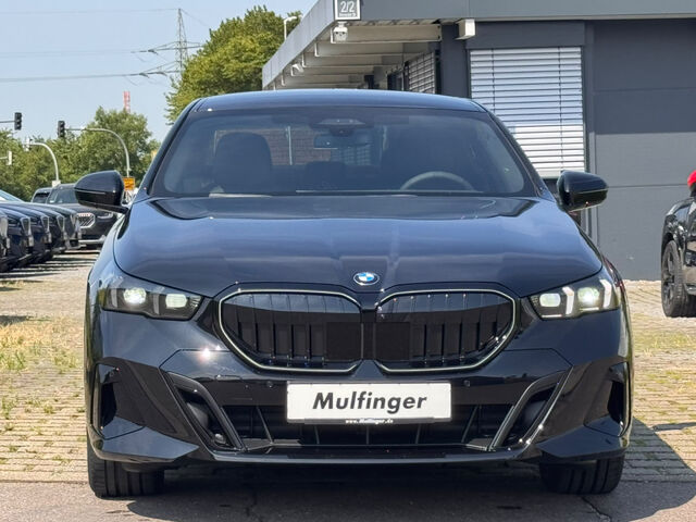 BMW 540 d xDr. M Sport Pro HUD AHK Bo&Wi Lenkradh. 19 Sportpaket Navi LED Klima PDC Ansicht 4 für Fahrzeugdetailseite