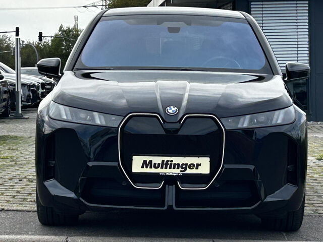 BMW iX x45 M Sport Pro ACC IntAktivL.Sitzbel.360°AHK Sportpaket Bluetooth HUD Navi LED Klima Aktivlenku Ansicht 4 für Fahrzeugdetailseite