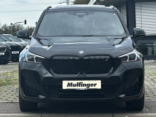BMW iX1 x30 M Sport ACC Massage Pano.SuView.Ha/Ka20 Bluetooth HUD Navi LED Vollleder Klima Standhzg PDC Ansicht 4 für Fahrzeugdetailseite