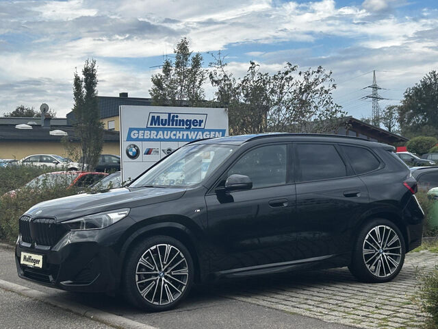 BMW iX1 x30 M Sport ACC Massage Pano.SuView.Ha/Ka20 Bluetooth HUD Navi LED Vollleder Klima Standhzg PDC Ansicht 5 für Fahrzeugdetailseite