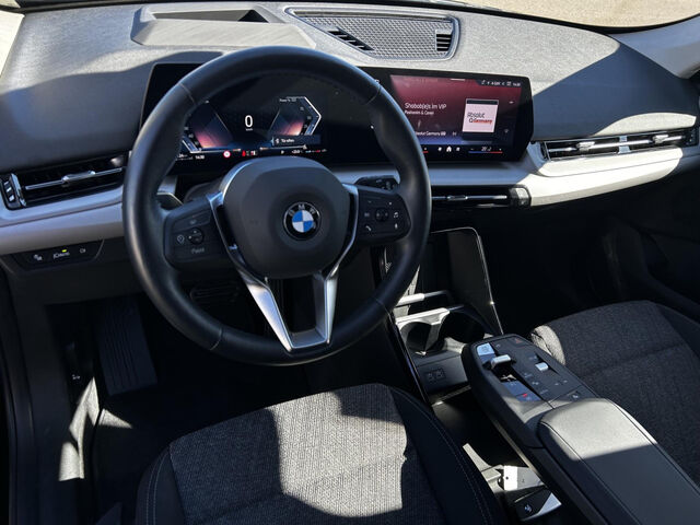 BMW X1 s20i HUD ACC SurView.LiveProf.Sitzh.KomfZ.AHK Bluetooth Navi LED Klima PDC el. Fenster Ansicht 11 für Fahrzeugdetailseite