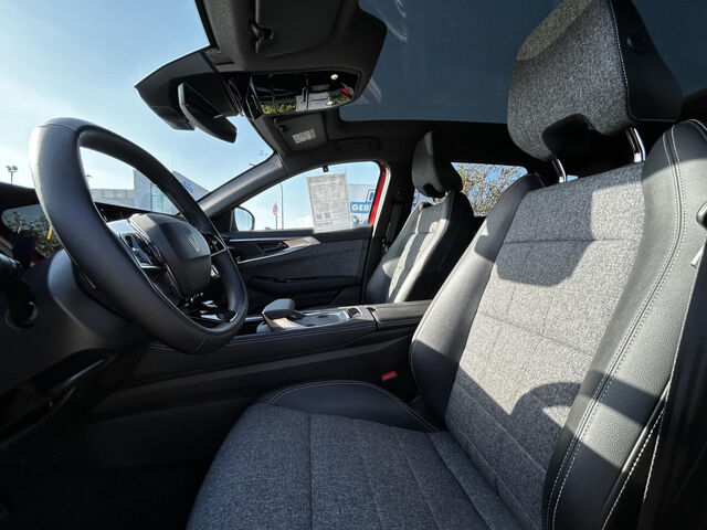 RENAULT Espace E-Tech 200 Techno 7-Sitz.Massage Pano.ACC Bluetooth Navi LED Klima Einparkhilfe el. Fenster Ansicht 10 für Fahrzeugdetailseite