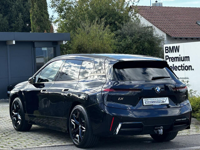 BMW iX x45 M Sport ACC IntAktivL.Sitzbel.Sky 360°AHK Sportpaket Bluetooth HUD Navi LED Klima Aktivlenku Ansicht 8 für Fahrzeugdetailseite