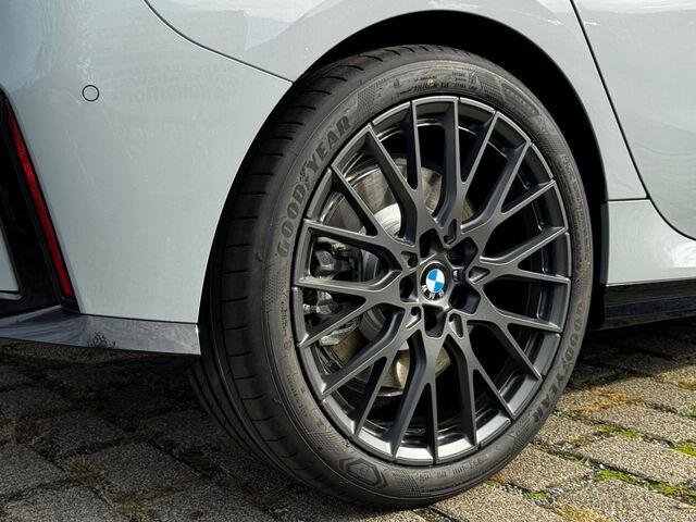 BMW M135 xDr. DrivAss Navi Kamera PA. Ha/Ka 19 Sportpaket LED Klima PDC el. Fenster Ansicht 15 für Fahrzeugdetailseite