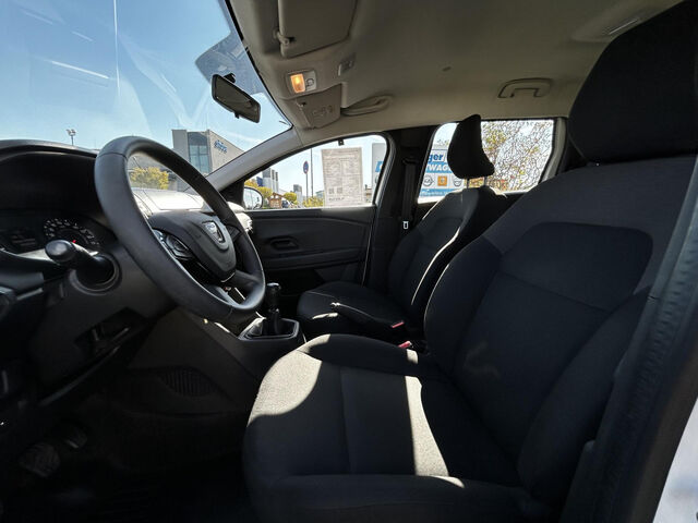 DACIA Jogger TCe110 Essential DAB LED Klima 8-Fach Bluetooth el. Fenster Ansicht 10 für Fahrzeugdetailseite