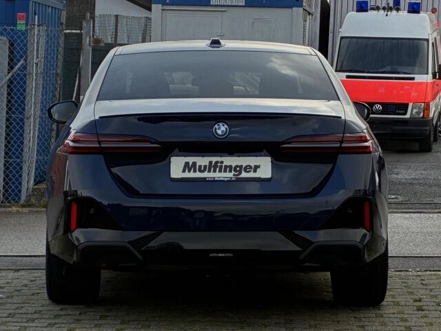 BMW 550 e xDr.M Sport PRO IntAktiv.Autobahn.B+W.AHK21 Sportpaket Bluetooth HUD Navi LED Klima Aktivlenkun Ansicht 7 für Fahrzeugdetailseite