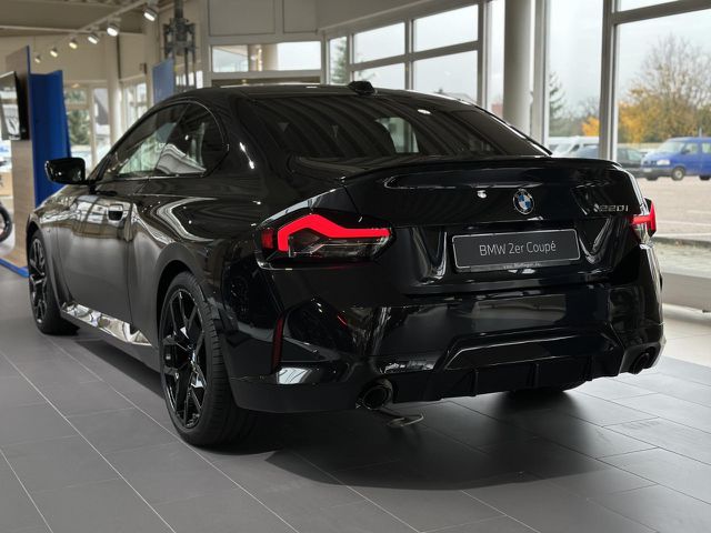 BMW 220 i CoupÃ© M Pro ACC Ad-LED SuView H/K AHK 19 Sportpaket Bluetooth HUD Navi Klima Aktivlenkung PD Ansicht 5 für Fahrzeugdetailseite