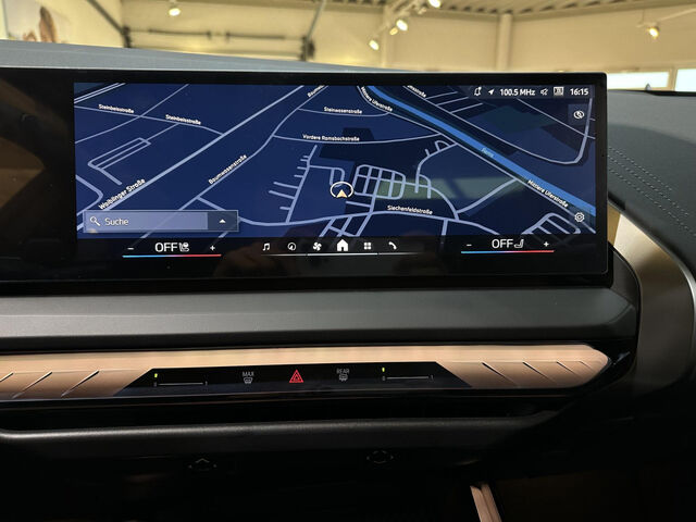 BMW X3 20d xD. M Sport Pro ACC Ha/Ka AHK SurView. 21 Sportpaket Bluetooth HUD Navi LED Vollleder Klima A Ansicht 12 für Fahrzeugdetailseite