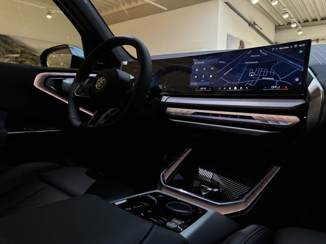 BMW X3 20d xD. M Sport Pro ACC Ha/Ka AHK SurView. 21 Sportpaket Bluetooth HUD Navi LED Vollleder Klima A Ansicht 9 für Fahrzeugdetailseite