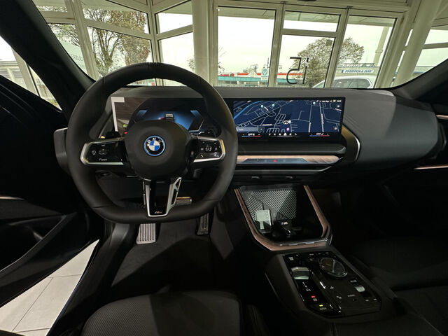 BMW X3 30e xDrive M Sport Pro ACC Sitzbel. PanoD. 21 Sportpaket Bluetooth HUD Navi LED Vollleder Klima A Ansicht 12 für Fahrzeugdetailseite