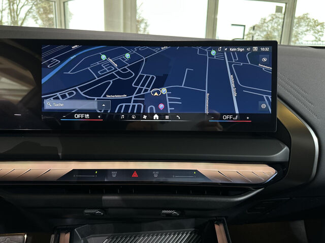 BMW X3 30e xDrive M Sport Pro ACC Sitzbel. PanoD. 21 Sportpaket Bluetooth HUD Navi LED Vollleder Klima A Ansicht 14 für Fahrzeugdetailseite