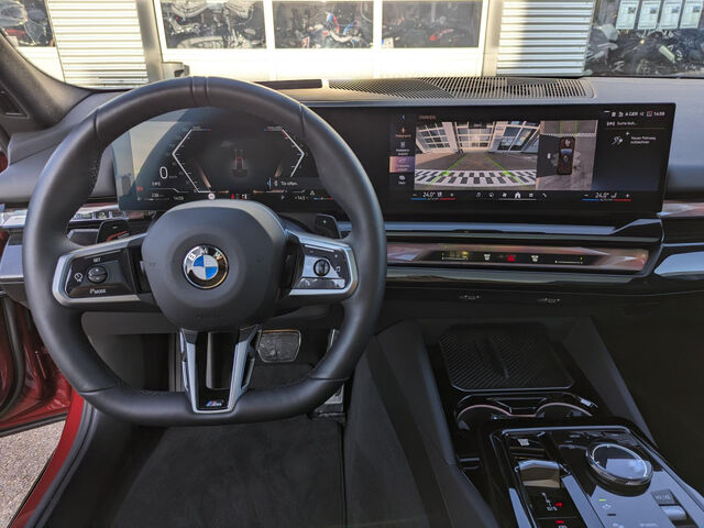 BMW 540 d xDr.M Sport Pro IntAktivL.PanoDach 360Â° AHK Sportpaket Bluetooth HUD Navi LED Vollleder Klim Ansicht 15 für Fahrzeugdetailseite