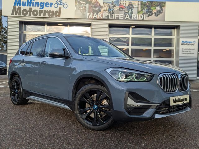 BMW X1 x25e xLine HUD ACC Kamera PanoD.Memory Navi+ Bluetooth LED Klima PDC el. Fenster Ansicht 4 für Fahrzeugdetailseite