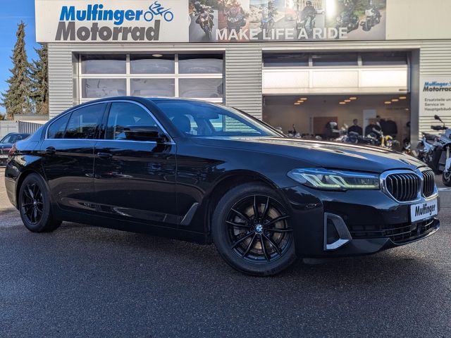 BMW 520 d Sports.Leder HUD ACC Kamera Laser HiFi AHK Bluetooth Navi Vollleder Klima PDC el. Fenster Ansicht 4 für Fahrzeugdetailseite