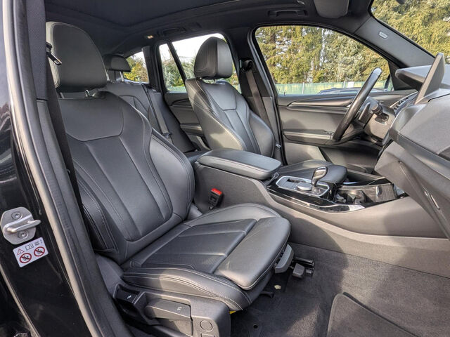 BMW X3 x30i M Sport LiveProf.Kamera PanoDach AHK 19 Sportpaket Bluetooth Navi LED Klima Aktivlenkung PDC Ansicht 14 für Fahrzeugdetailseite