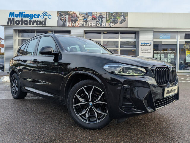 BMW X3 x30i M Sport LiveProf.Kamera PanoDach AHK 19 Sportpaket Bluetooth Navi LED Klima Aktivlenkung PDC Ansicht 4 für Fahrzeugdetailseite
