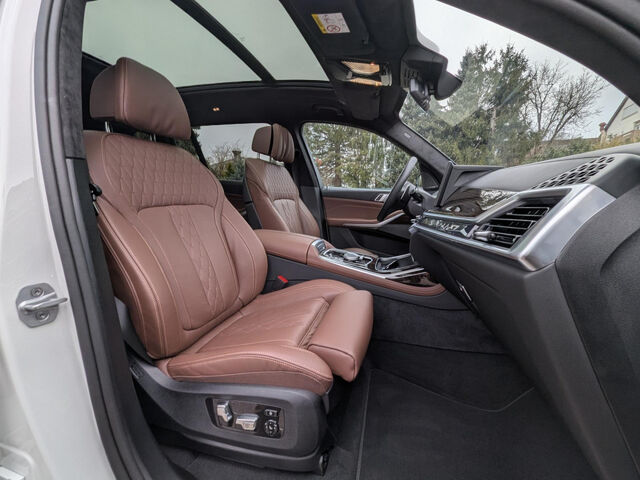 BMW X7 x40i M Sport IntAktivL.Standh.KomfS.Soft AHK Sportpaket Bluetooth HUD Navi LED Vollleder Klima Lu Ansicht 11 für Fahrzeugdetailseite